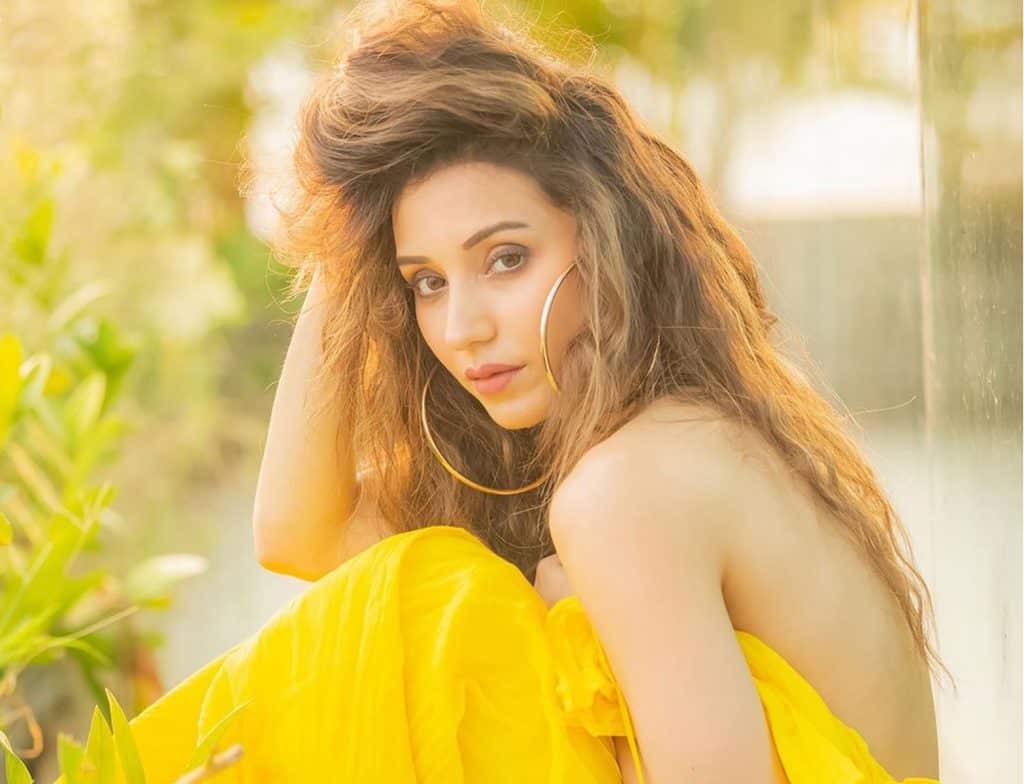 Heli Daruwala Indian actress Wiki ,Bio, Profile, Unknown Facts